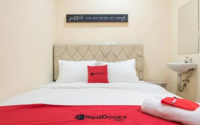RedDoorz @ Tebet Barat 2