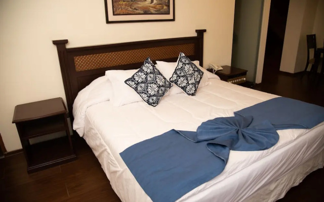 Hotel La Colonia