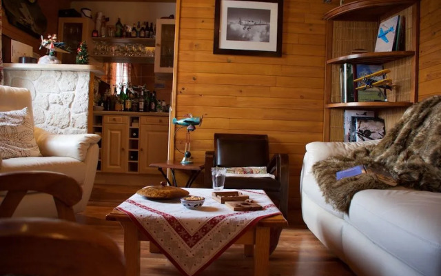 "La Coustille" Chambres et Table d'Hôtes