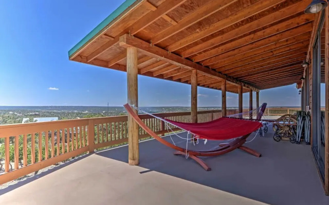 Overgaard Cabin w/ Pool Table & Incredible View