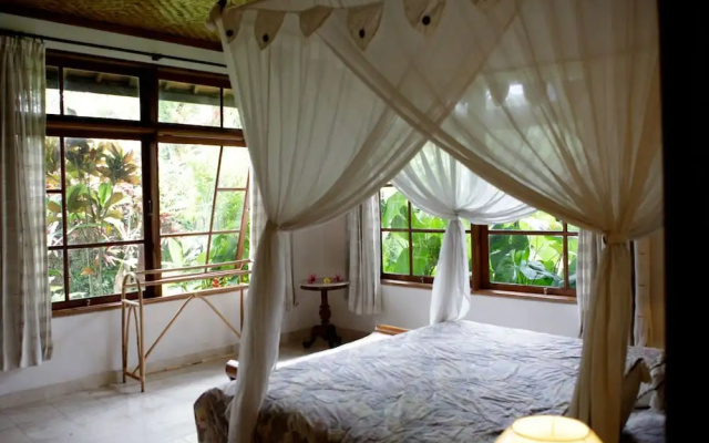 Villa Kompiang Bali