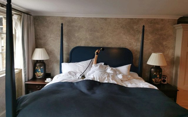 Richmond Hill Hotel
