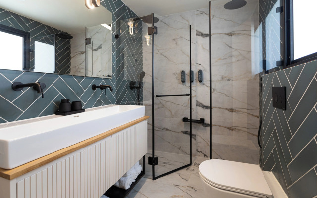De Sheinkin Suites