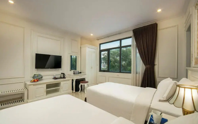 Toan Thang Hotel by Bay Luxury