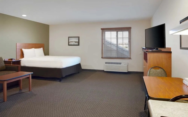 Woodspring Suites Frederick