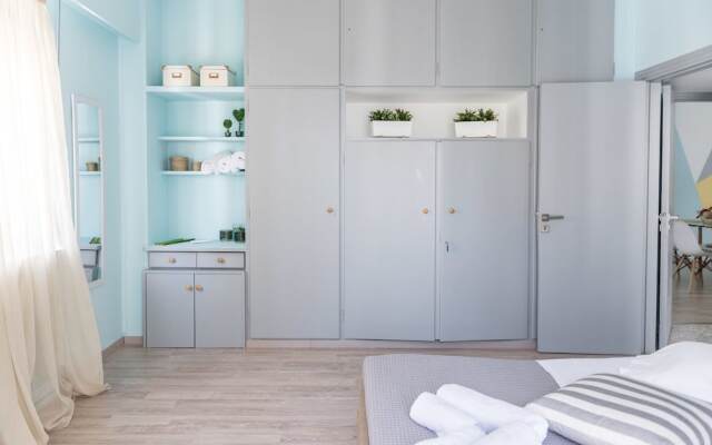 Апартаменты Syntagma Square Apartments by Livin Urbban комната для гостей