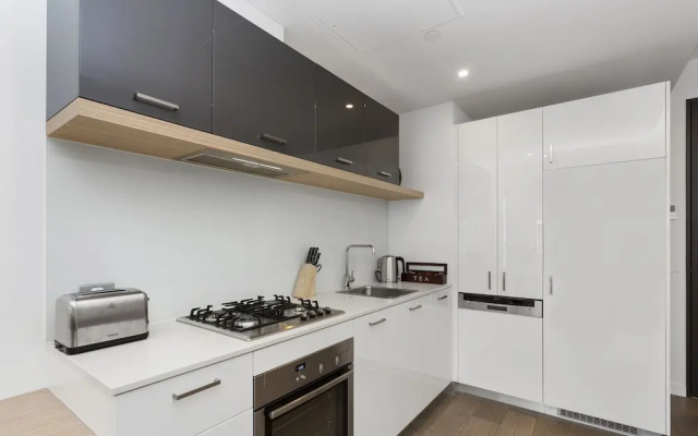 Sandy Hill Apartments by Ready Set Host