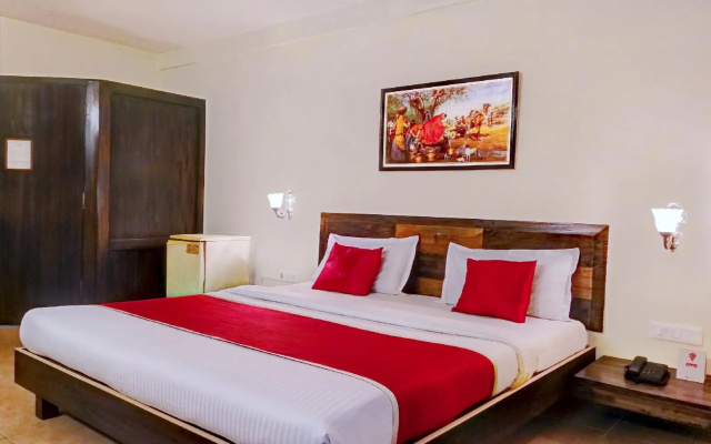 OYO 10884 Pavana Residency