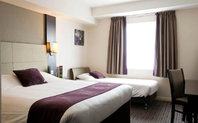 Premier Inn Hatfield