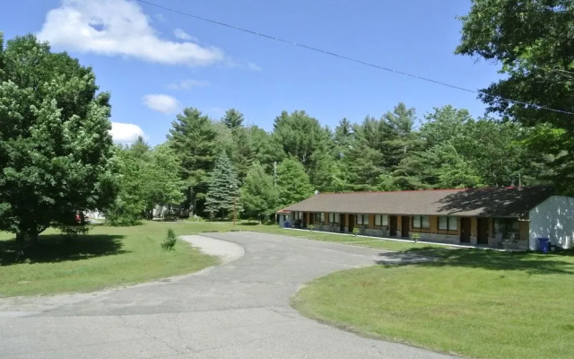 Gold Pine Inn Motel