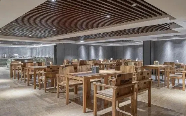 Wanyuan Pinxuan Hotel (Wengyuan County Government Branch)