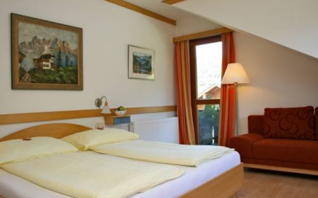 Hotel Tyrol
