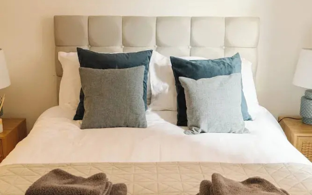 Sheffield 2nd Fl 2 Bed City Apartment