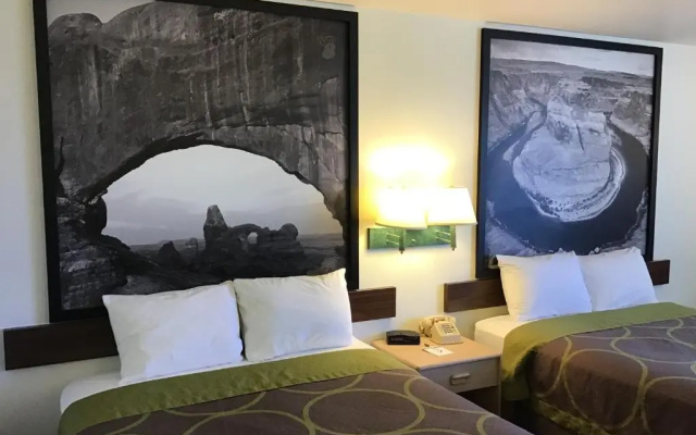 Arch Canyon Inn