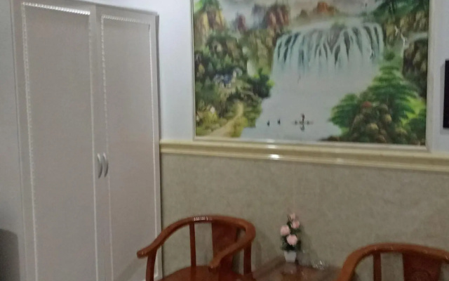 Duc Long Hotel