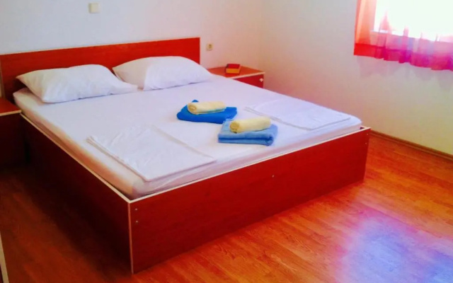 Pljesa Apartments
