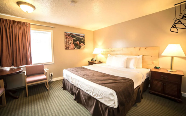 Red Ledges Inn