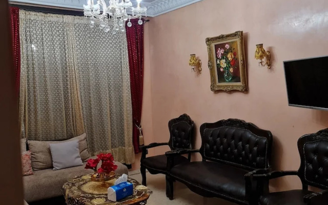 1 Bed Flat - Sleeps 2 - Parking - Wifi