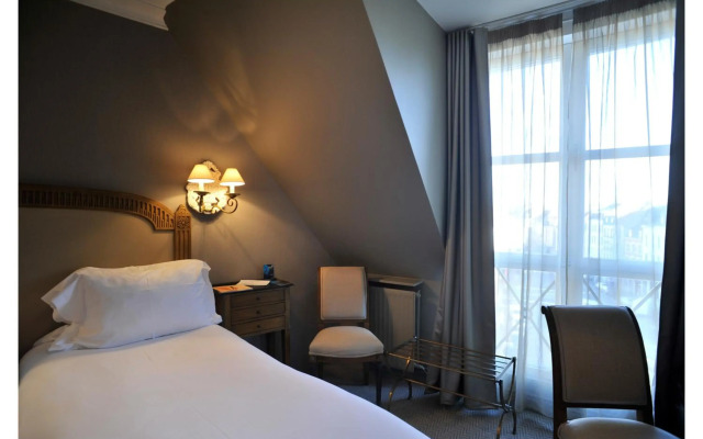 Hotel de la Treille