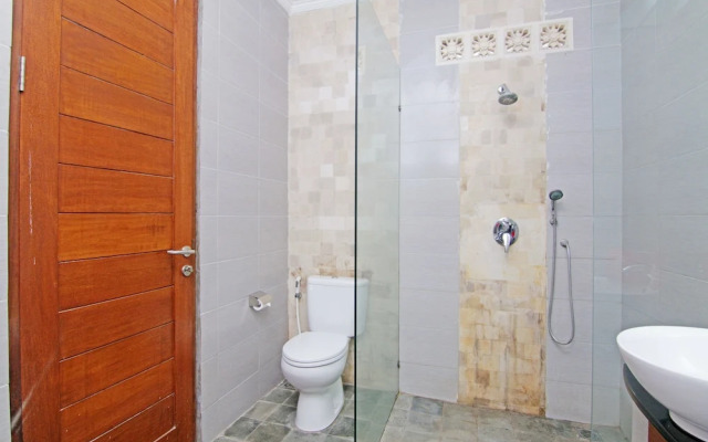 ZEN Premium Ubud Pengosekan 2
