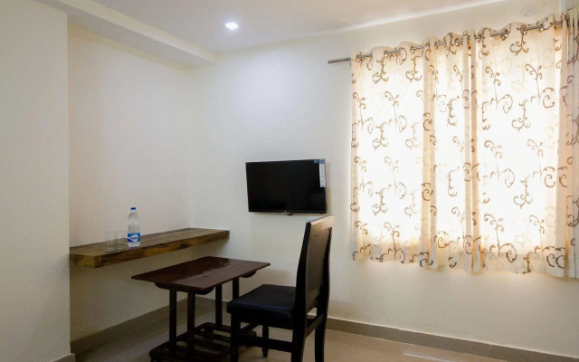 FabHotel Lotus Hitech City