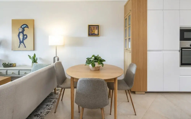 Fairview Golfside Apartment at Boavista