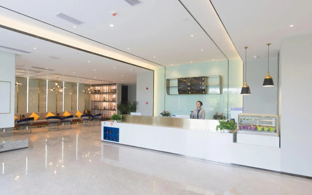7 Days Premium Mianyang Donghu Park