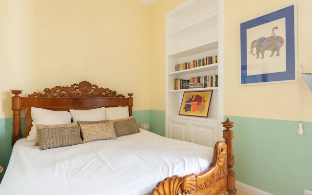 RSH Spanish Steps Luxury Apartments