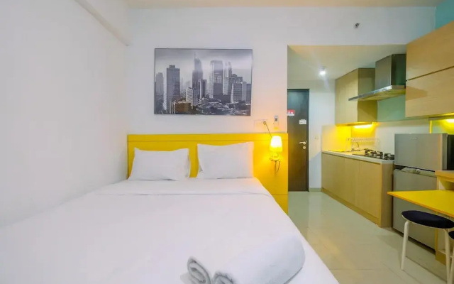 Warm and Cozy Studio Park View Condominium Apartment