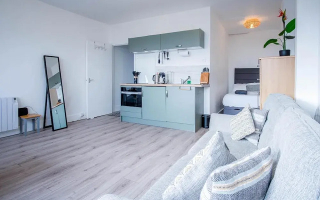 The Lighthouse - 1 Bedroom Apartment - Saundersfoot