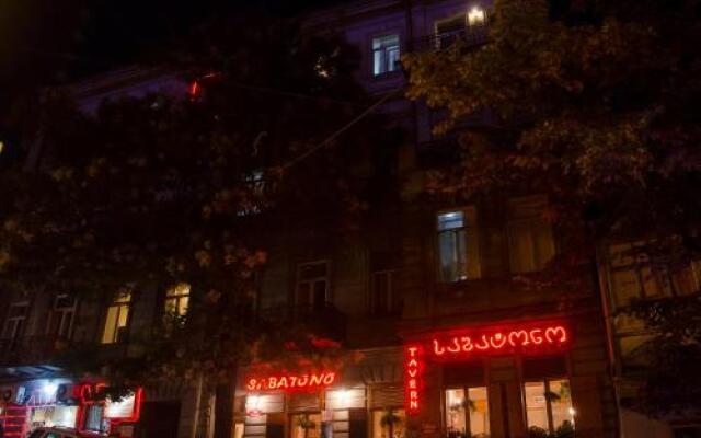 Отель TiflisLux Boutique Guest House вид на фасад
