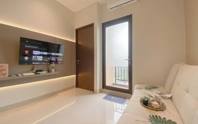 Modern Look And Cozy 2Br Apartment Transpark Cibubur