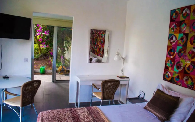Idyllic studio with private pool