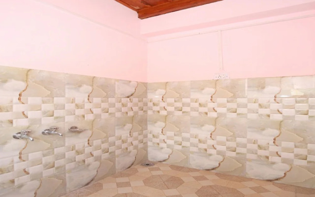OYO 12795 Home Down Hill Stay Shoghi