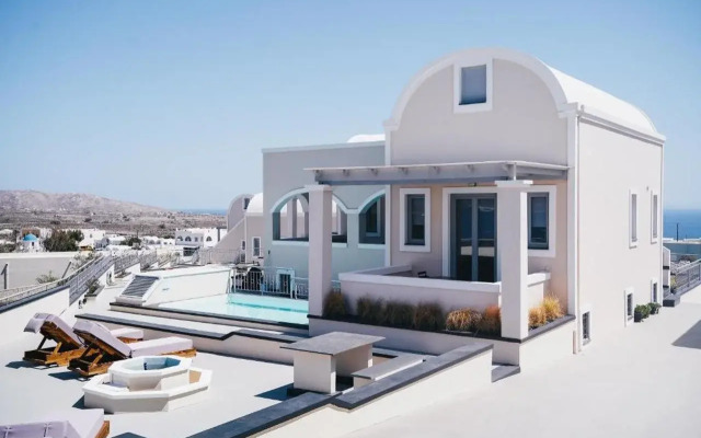 The Noverian Bios Caldera Sunset Suites