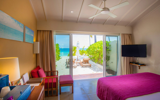 Centara Ras Fushi Resort & Spa Maldives