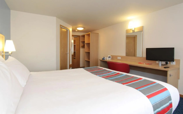 Travelodge Manchester Birch M62 Eastbound