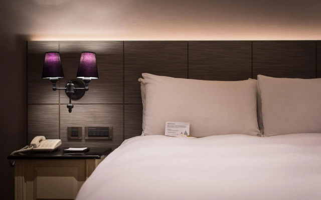Lees Boutique Hotel