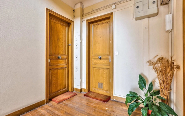 Nice Apartment Near Place de la Nation