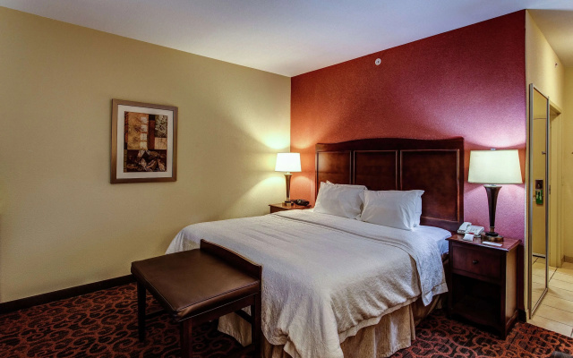 Hampton Inn Junction City