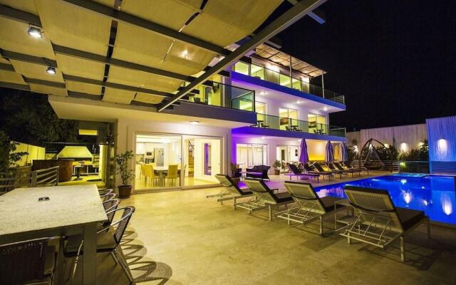 Отель Villa Montana вид на фасад