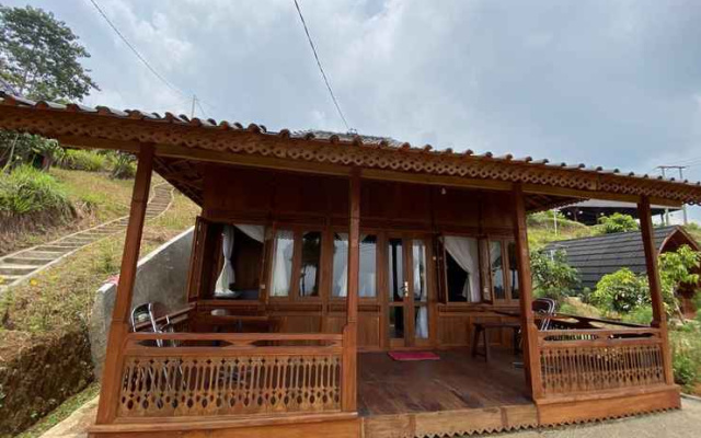 Villa Kayoe Semesta Europa