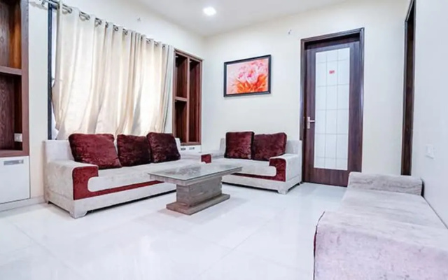 Fabhotel Rudra Residency