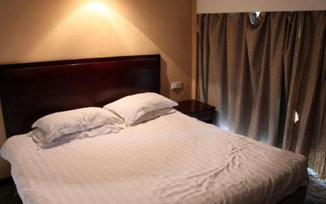 Yiwu Ruixin Business Inn