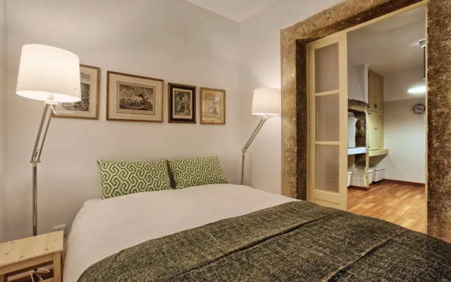 Portas do Teatro Apartments
