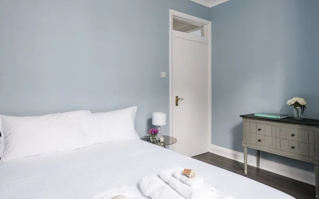Sleek 2BR between Paddington & Hyde Park