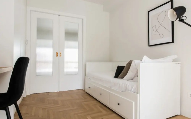 Spectacular 3BR Apartment in Pangrati