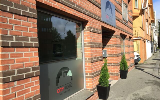 Отель City Housing - Lagårdsveien 13 Норвегия, Ставангер - отзывы, цены и фото номеров - забронировать отель City Housing - Lagårdsveien 13 онлайн вид на фасад