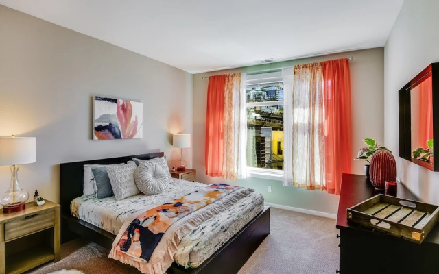 Emerald City Waterfront Retreat - Two Bedroom Condo