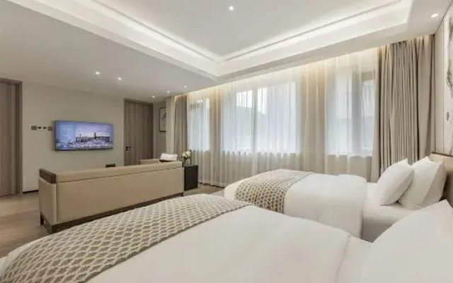 MANZIRAN Hotel